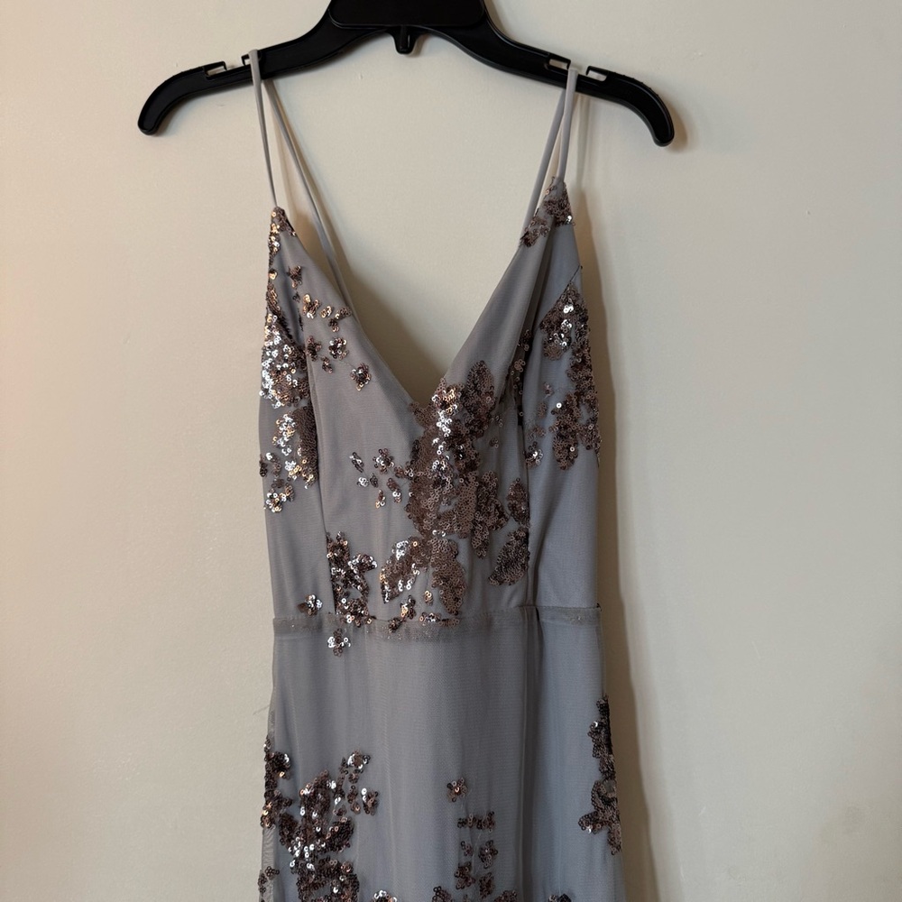 Windsor PROM sleeveless‎ sequin floral dress v-neckline and adjustable straps